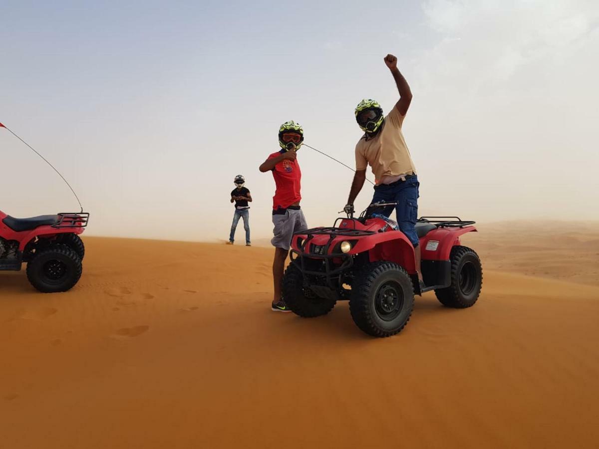 Camp Desert Stars Landhaus M’hamid El Ghizlane